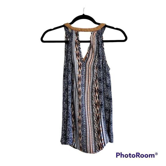 Hem & Thread lightweight tank - Picture 2 of 3